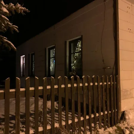 Krusne Hory U Mikese アパート *